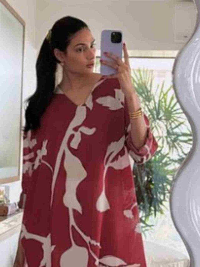 Athiya Shetty Celebrates Pohela Boishakh Over A Delicious Meal With Friends