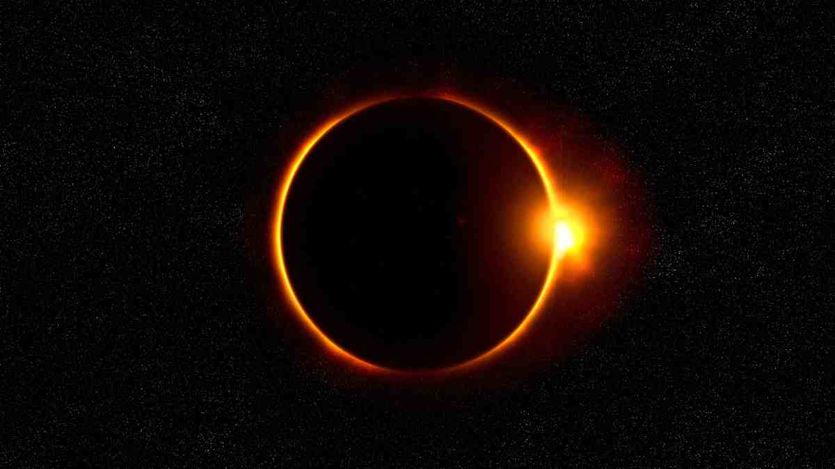 Total Solar Eclipse: While Many Indians Fast & Follow Rituals, Americans Book Tours For Sightings