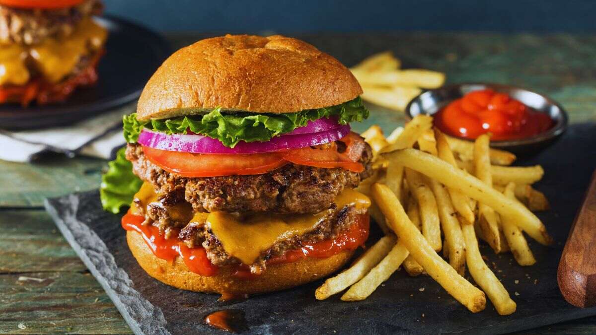 India Ordered Nearly 40 Million Burgers On Swiggy In A Year; Bengaluru Recorded With Over 6 Million Orders