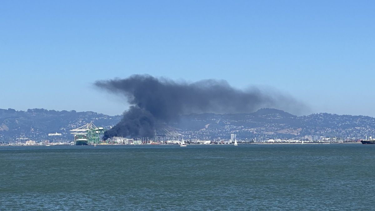 Shipping Container In Port Of Oakland Catches Fire; Smoke Visible From Giants Game At San Francisco Bay