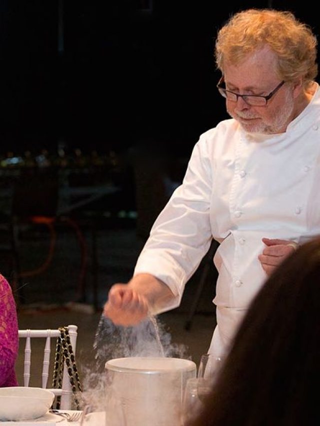 8 Reasons You Should Steer Clear Of Food With Liquid Nitrogen