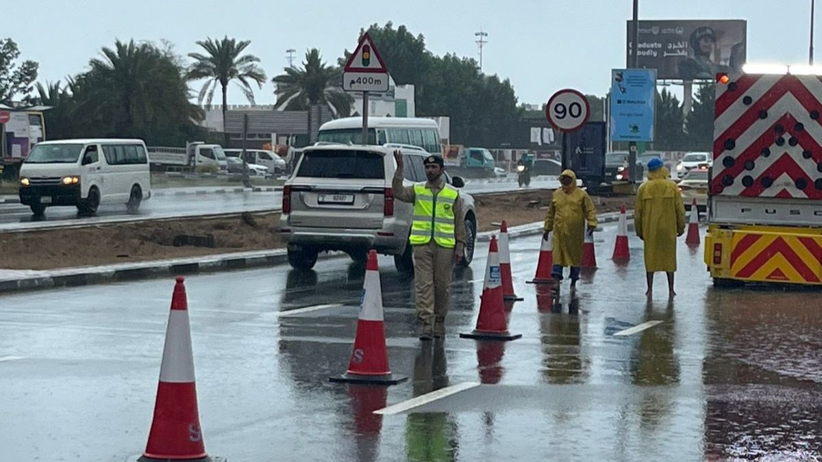 Dubai Traffic Authorities Lists Procedures & Guidelines For Drivers Amid Unstable Weather Conditions