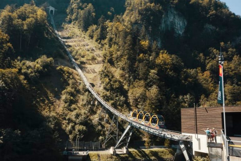funicular railway
