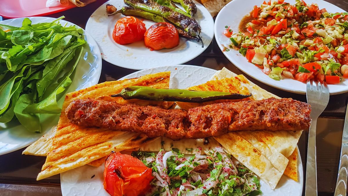 9 Restaurants In Bangalore, Delhi & Mumbai That Serve Delicious Authentic Turkish Cuisine
