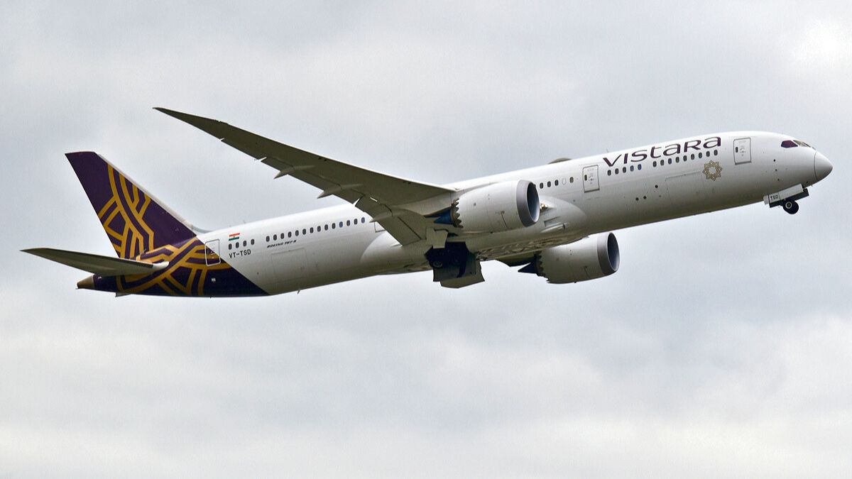 Fly With Fares As Low As ₹1,999 With Vistara’s Summer Sale For Domestic & Int’l Flights