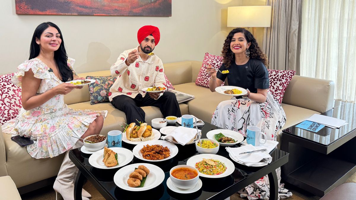 Diljit Dosanjh Shot His First Movie With Neeru Bajwa, Calls Her Lucky For Himself!