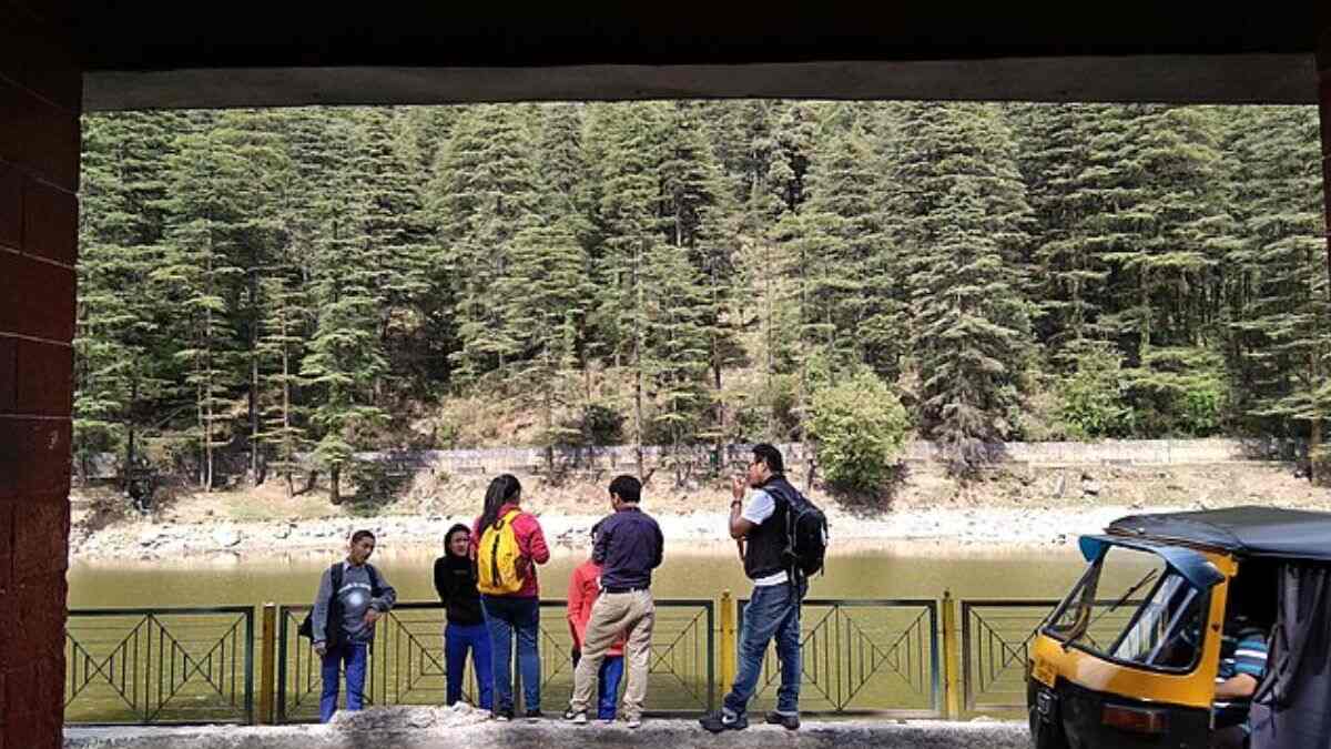 Himachal Pradesh Witnessed Over 74 Lakh Tourists As Of May; Not Shimla, Tourists Flock Solan