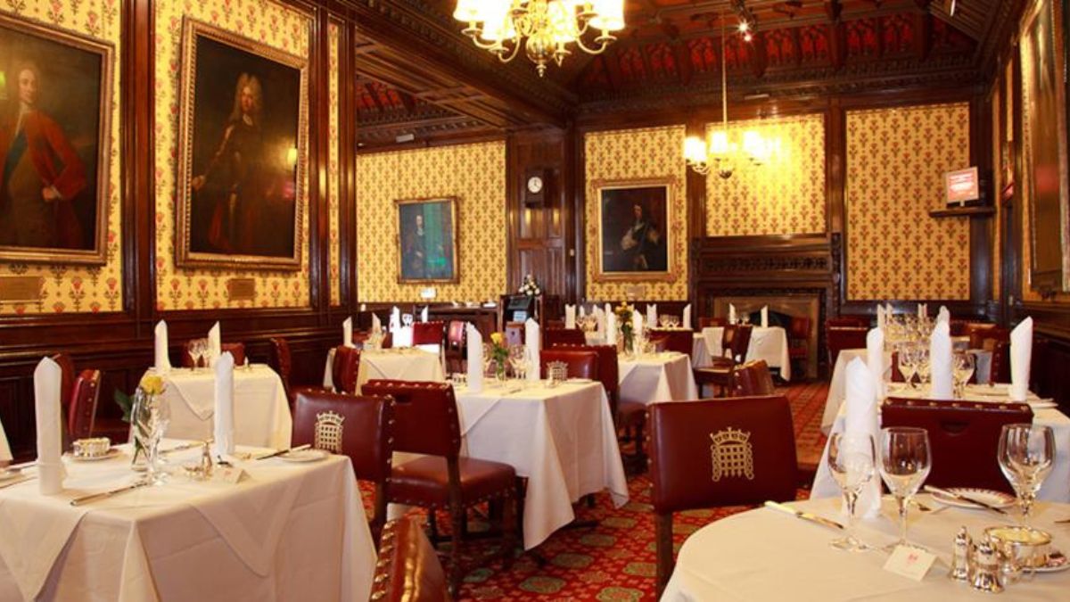 When The Parliament Is Not In Session, London’s House Of Lords Has A 3-Course Lavish Lunch At Peers’ Dining Room