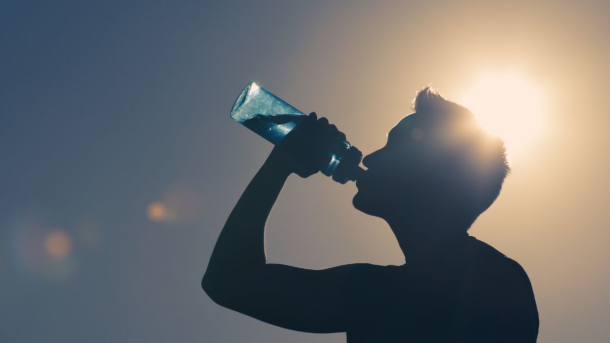 Health Experts In The UAE Warn Of Heat Exhaustion As Temperatures Touch Nearly 50ºC!