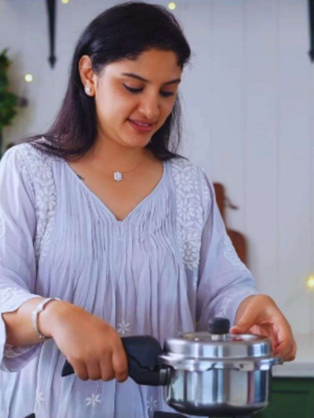 Want Easy-To-Make Tiffin Options? Chef Aruna Vijay Shares Recipe For One-Pot Fried Rice