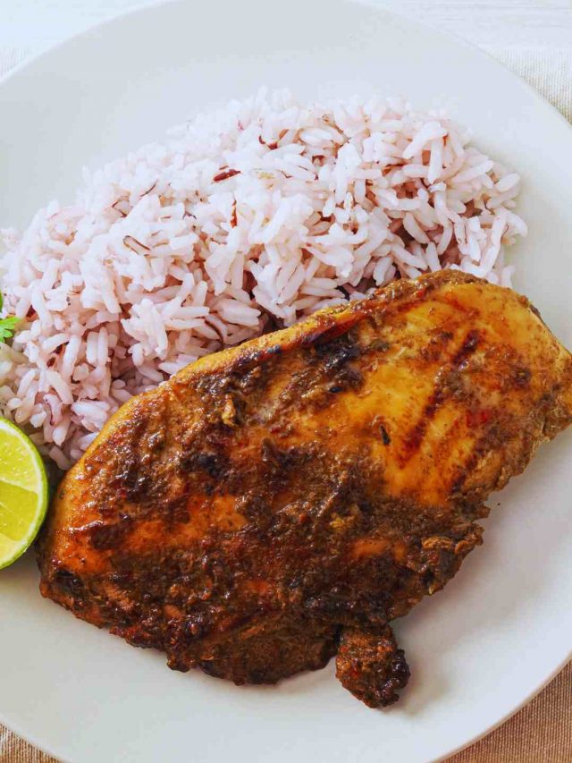 Feeling Lazy? Here’s A One Pot Lemon Herb Chicken & Rice Recipe For You Feeling Lazy? Here’s A One Pot Lemon Herb Chicken & Rice Recipe For You