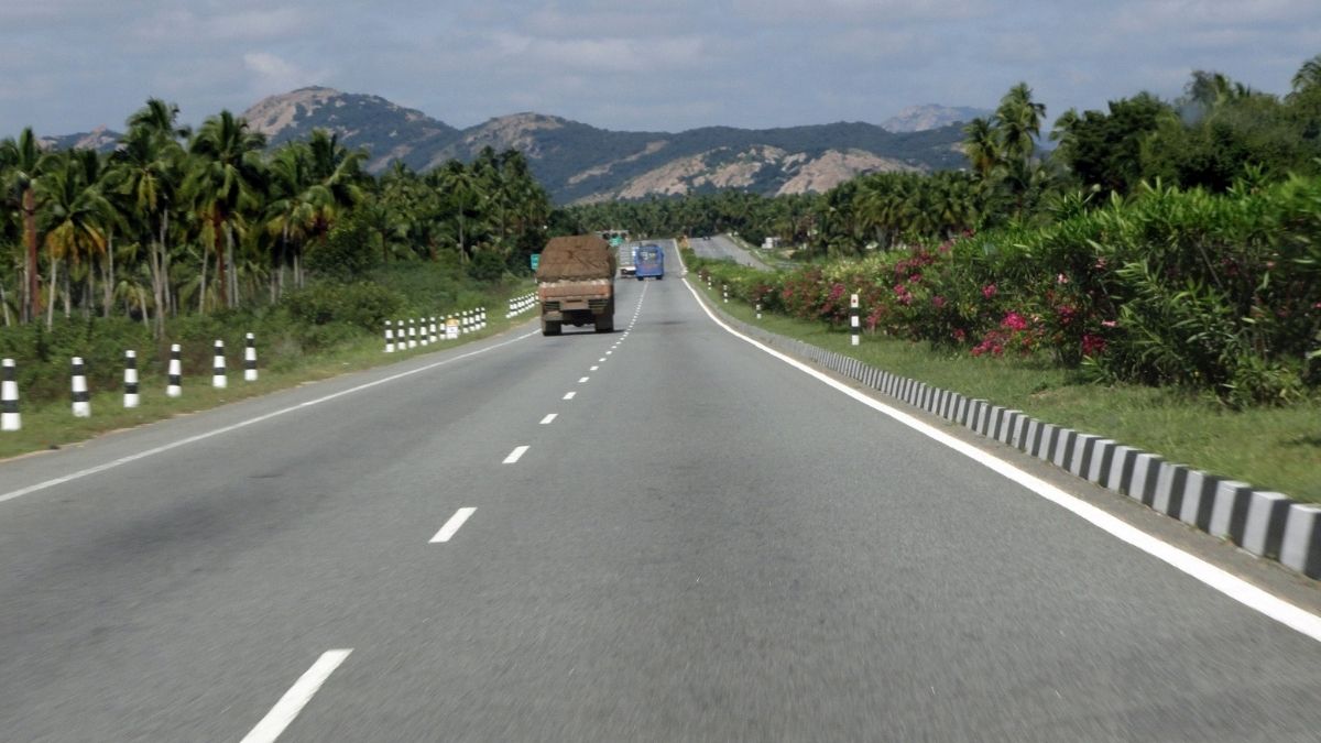 National Highway Journeys To Be Costlier As NHAI Hikes Toll Charges By 5%