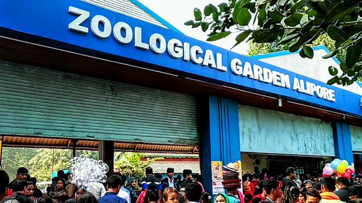 Kolkata’s Alipore Zoological Garden Places 20 Braille Boards In Front Of Key Enclosures To Aid Visually Impaired Visitors