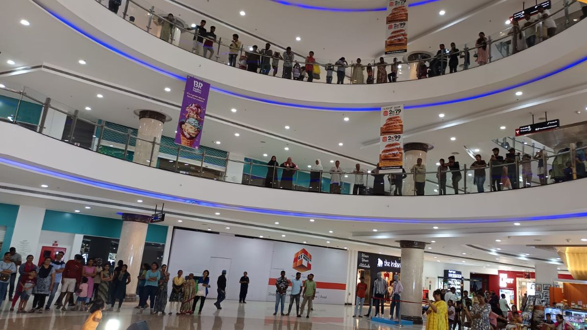 Karnataka Government Orders 7 Day Closure For GT World Mall For Denying Entry To Farmer In Dhoti