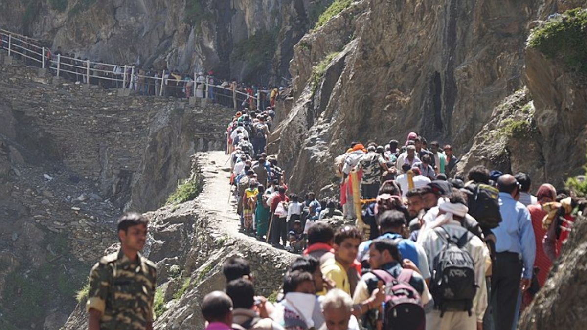 Amarnath Yatra Sees Over 13,000 Pilgrims Embark On The Sacred Journey On Opening Day; To Conclude On August 19