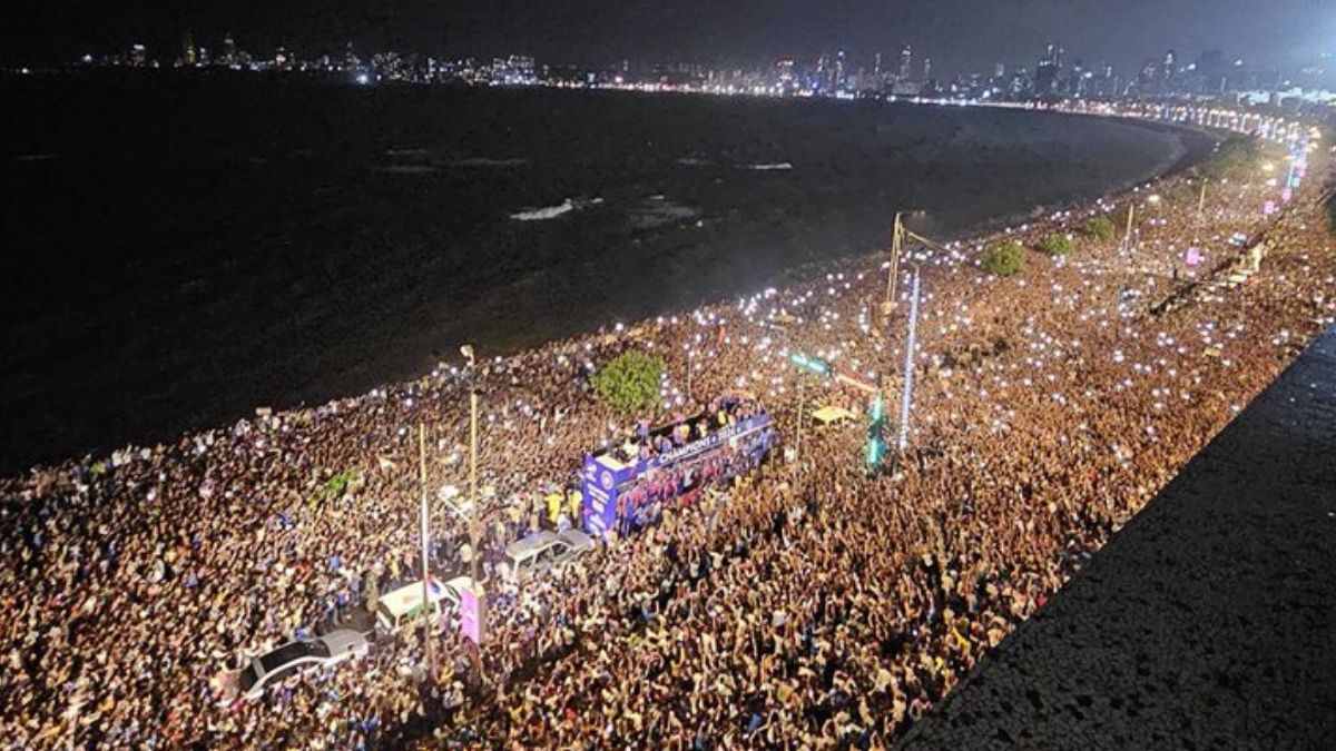 Anand Mahindra Reacts To Team India’s Victory Parade; Names Marine Drive “Mumbai’s JAADU KI JHAPPI”