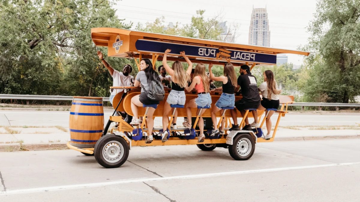 Pedal, Party And Explore The City! USA’s Pedal Pub Lets You Party With Your Pals On A Unique Bike