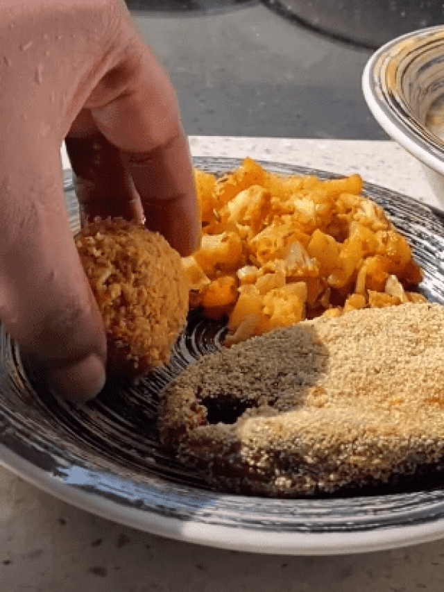 Bored Of Your Usual Chutneys? Try This 4-Step Easy Kerala Style Coconut Chutney