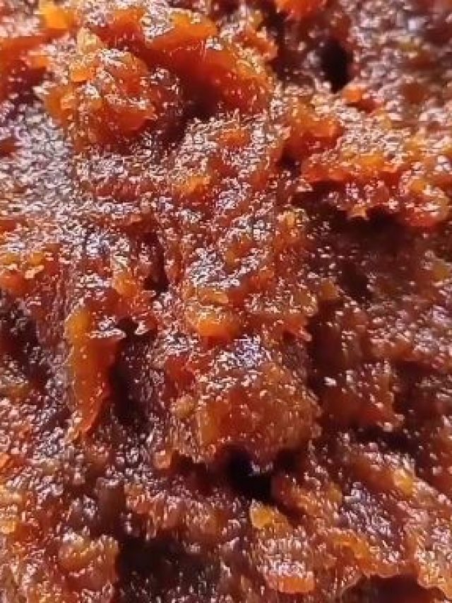 Make Chakka Varrati, Kerala Style Jackfruit Halwa At Home; Recipe Inside