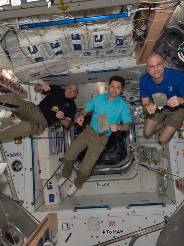 Ever Wondered How Astronauts Eat In Space? Here’s How