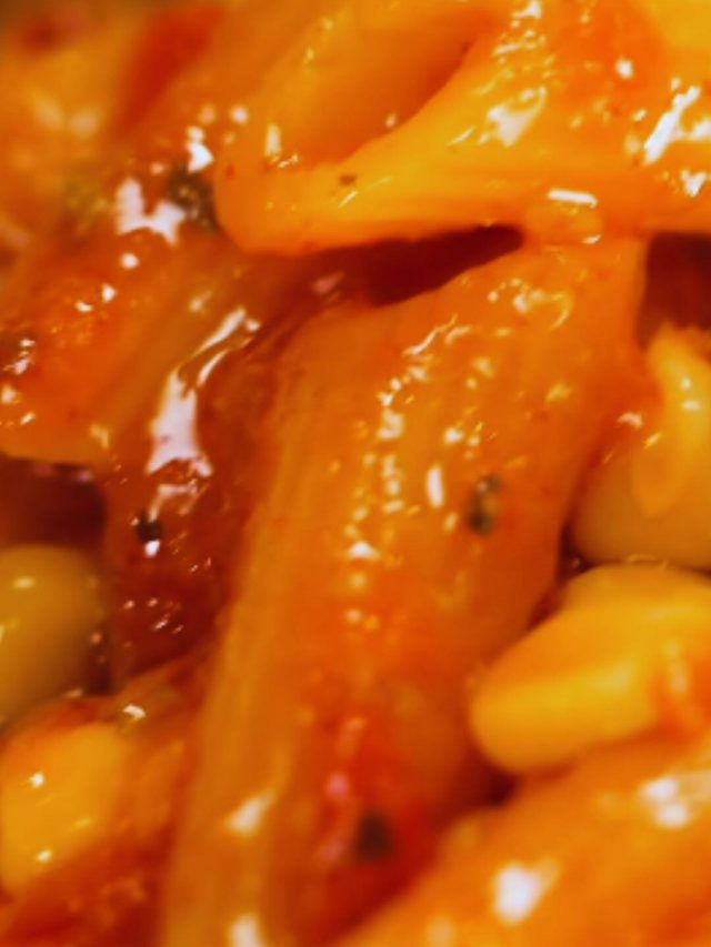 Too Busy To Cook Morning Tiffin? Ranveer Brar Shares A Tomato Pasta Recipe Made In Cooker Too Busy To Cook Morning Tiffin? Ranveer Brar Shares A Tomato Pasta Recipe Made In Cooker