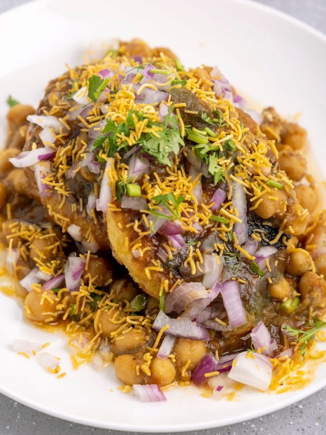 The Delicious Agra Aloo Tikkiya Were Served At The Ambani Wedding; Here’s How To Make Them At Home