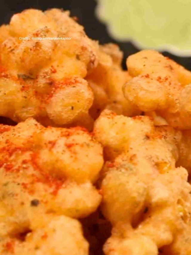 Chef Sanjeev Kapoor Dropped Crispy Corn Pakoda Recipe & It Is Perfect