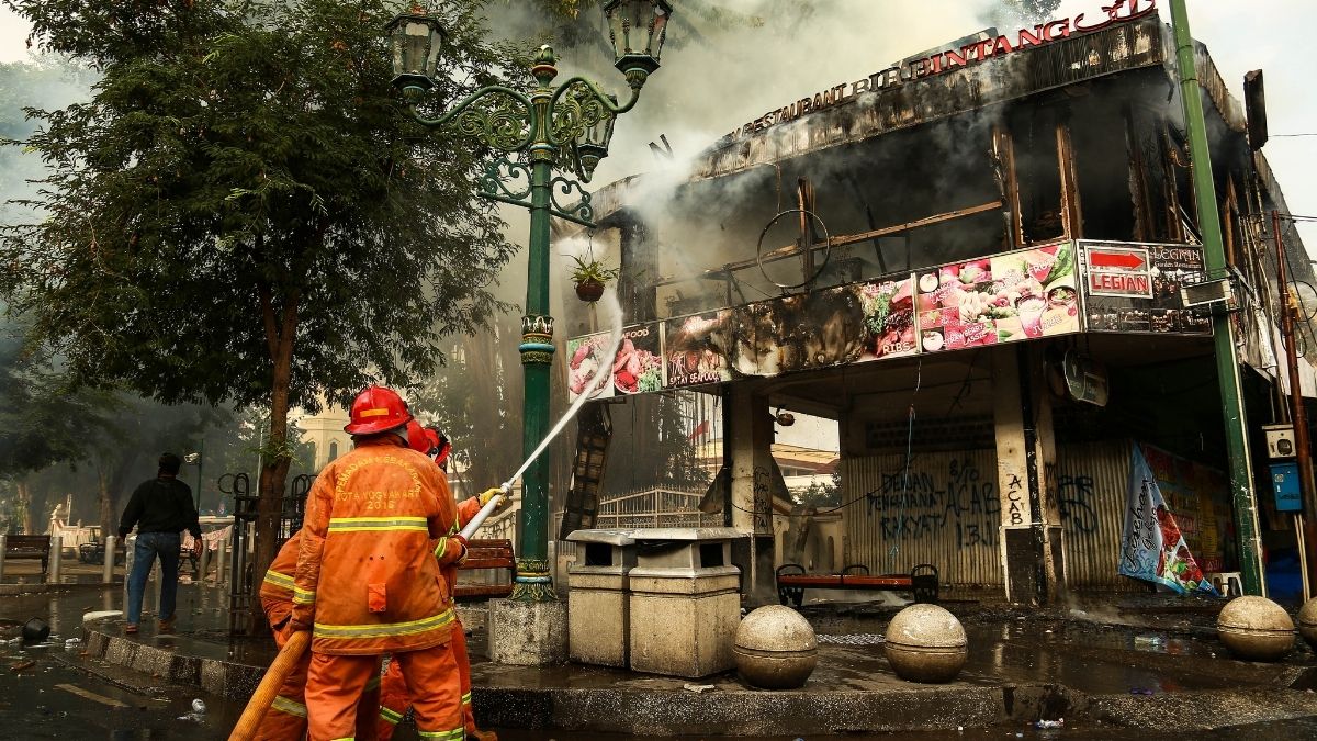 Fire At Delhi Fast-Food Restaurant Injures 6; Cause Of Blaze Not Known