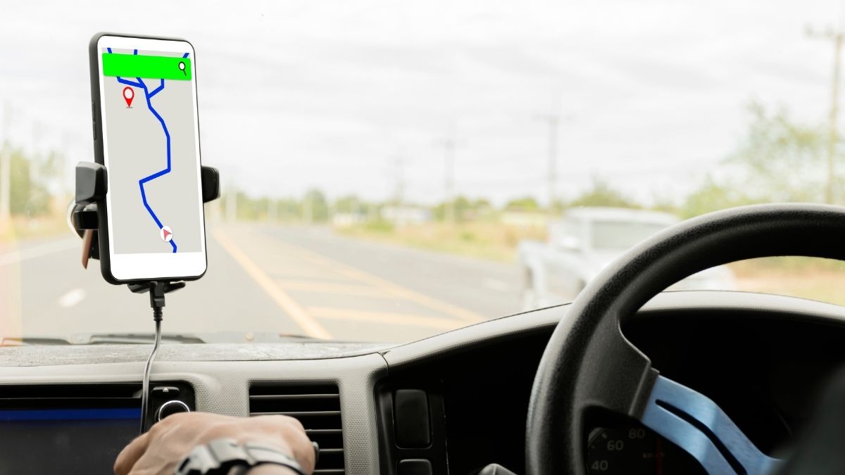 Google Maps To Soon Offer Multi-Car Navigation Feature; Take A Roadtrip Without Losing Your Friends On The Road