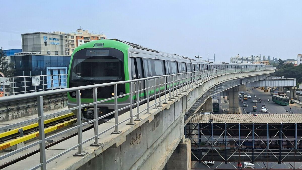 Bengaluru Green Line Metro Services Suspended For Hrs After Man Jumps In Front Of Train At Doddakallasandra Station