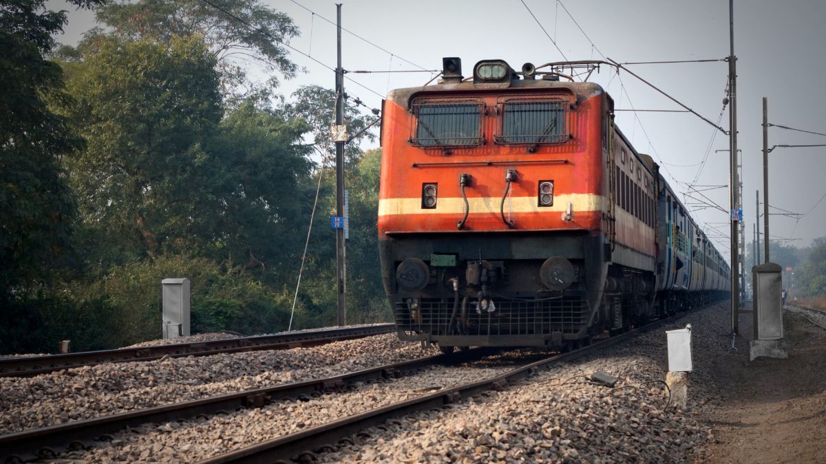 You Can Now Travel To Goa From Mumbai On A Budget As Western Railway ...