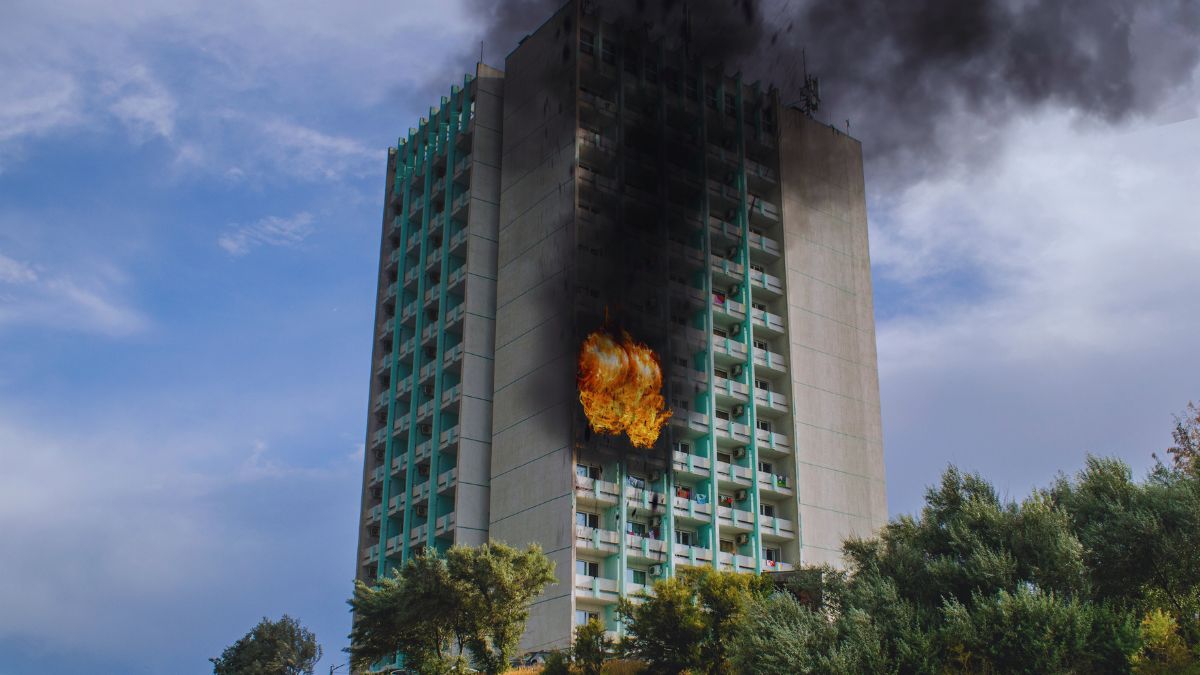 South Korea’s Bucheon Hotel Engulfed In Massive Blaze Killing 7 Guests; Lack Of Sprinklers Intensified Fire