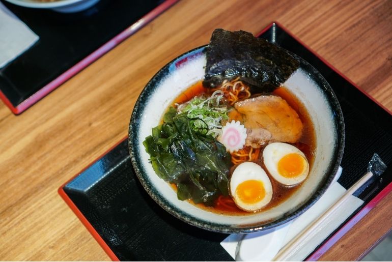 traditional japanese ramen