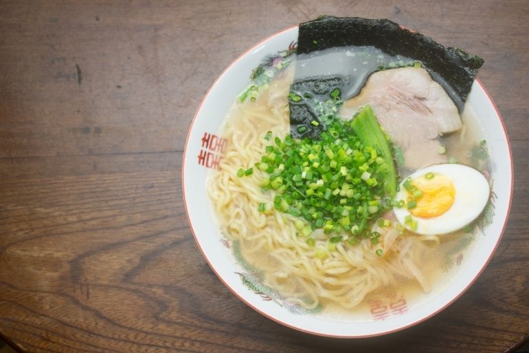 traditional japanese ramen