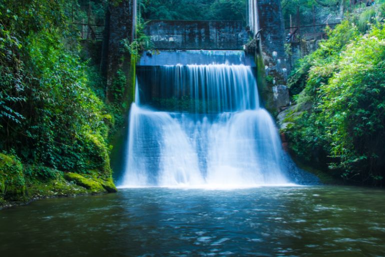 Cerrahpasa Waterfall