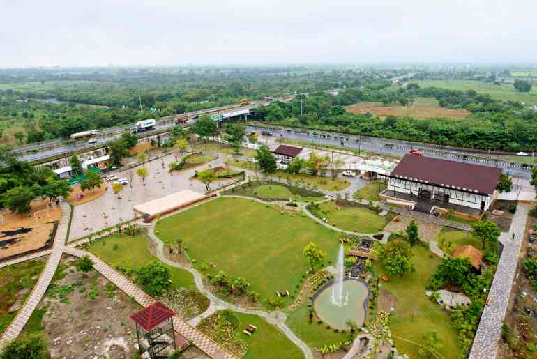 Oxygen Bird Park 