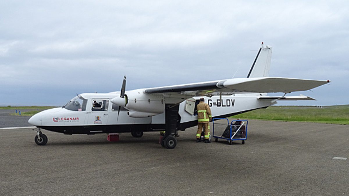 This Shortest Commercial Flight In The World Ends In Under 2 Minutes, Making It A Once-In-A-Lifetime Thrill In Scotland