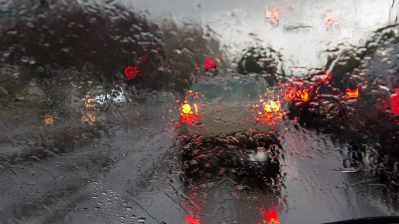 Car rain in abu dhabi