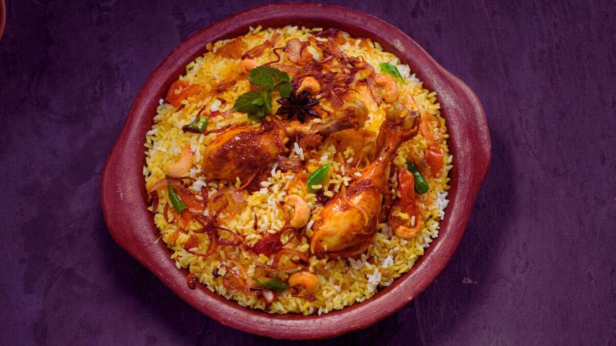 Delhi Man Orders Chicken Biryani Online; Gets Scolded By Delivery Guy For Eating Meat Before Diwali