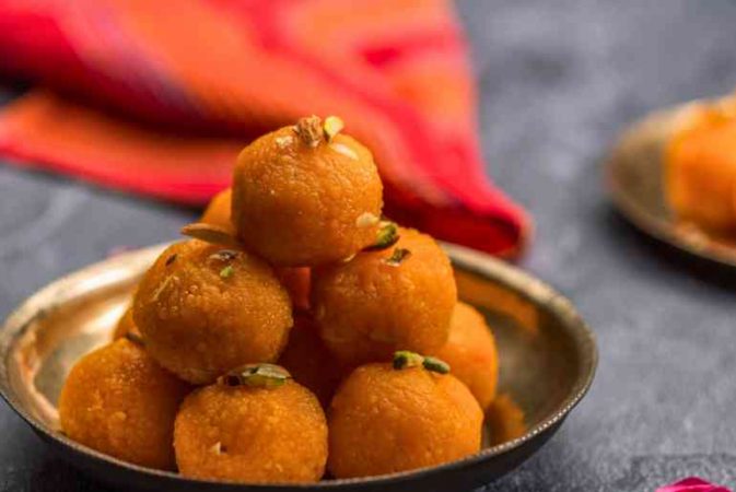 Bihar: Sweet Vendor Makes ‘Modi Laddu’ With Saffron, Desi Ghee ...