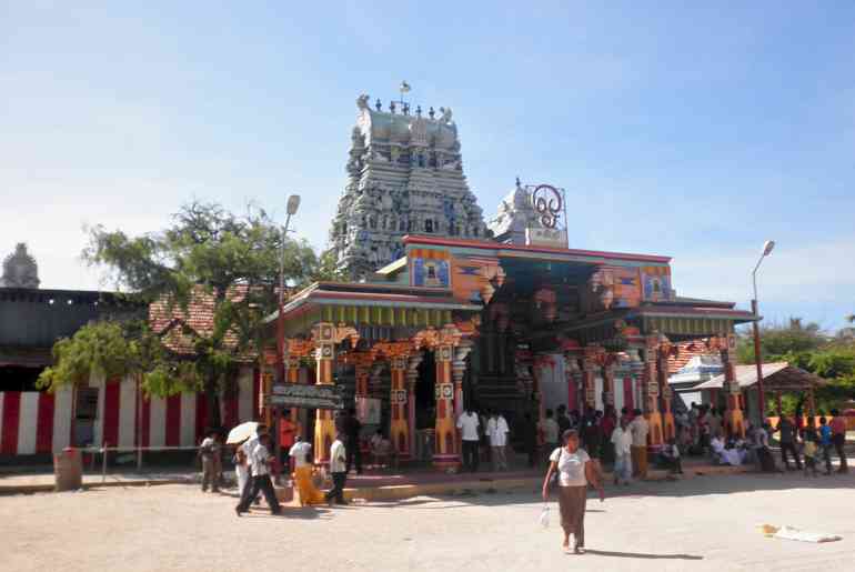 Nainativu Nagapooshani Amman Temple