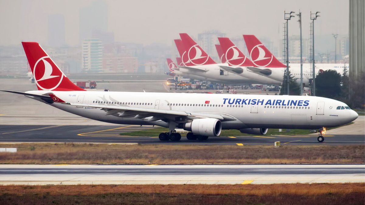 Pilot Dies Mid-Flight On Istanbul-Bound Turkish Airlines Flight, Forces Emergency Landing In New York