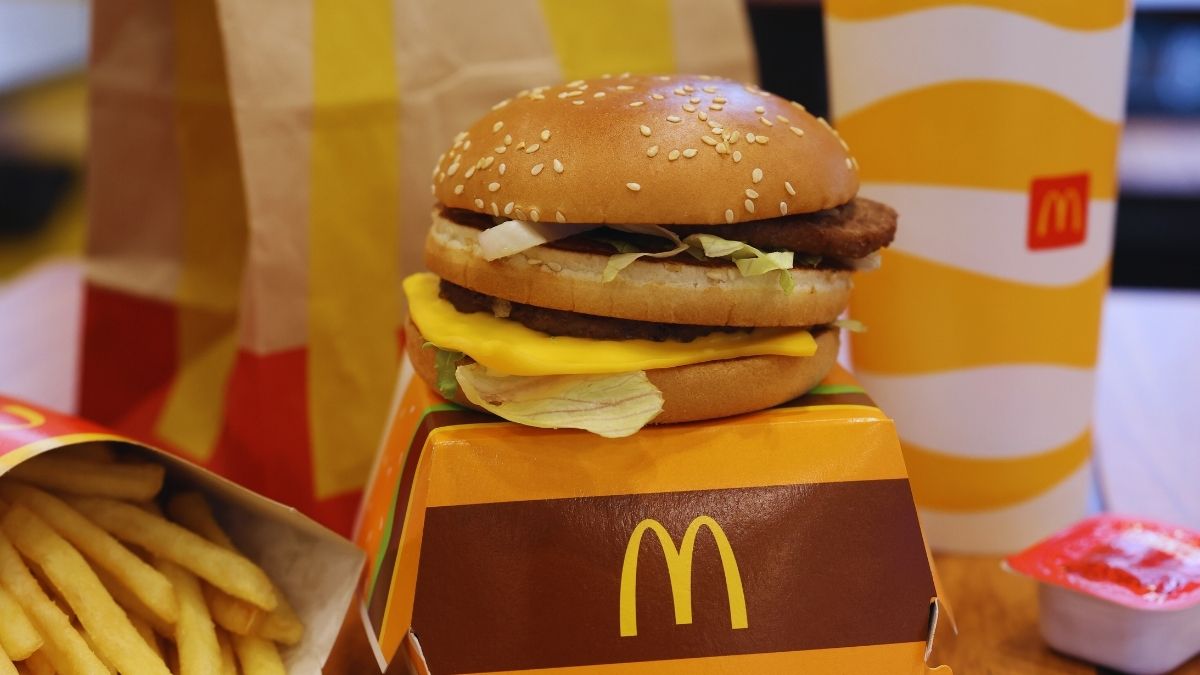 McDonald’s Removes Quarter Pounder Burger From 20% States In The US After E. Coli Outbreak