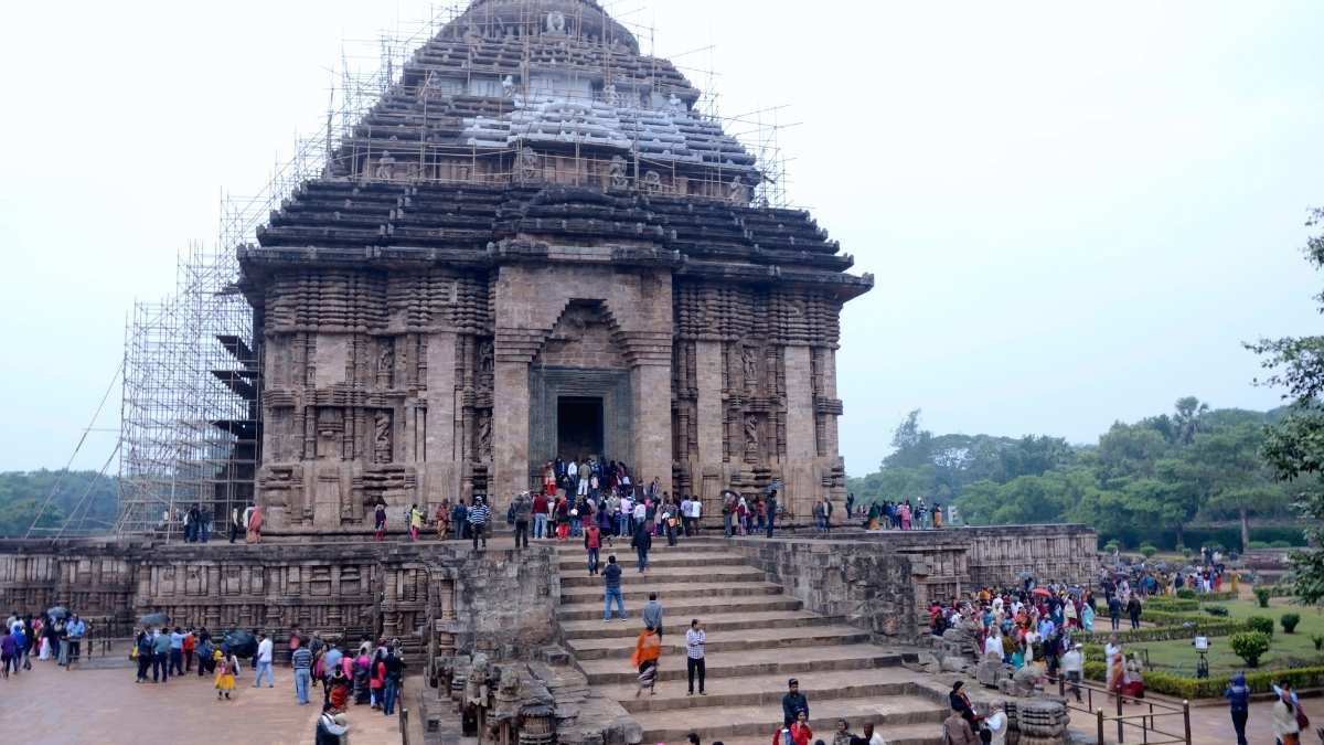 Odisha Government Plans An Annual Aid For 18000 Temples In The State To Save Them From Dilapidation