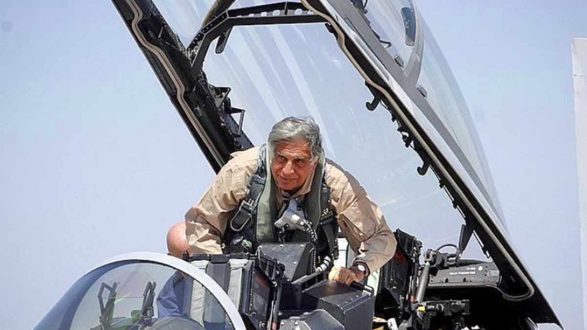 Throwback: When Ratan Tata Became The 1st Indian To Fly An F-16 Falcon Fighter Jet Over Bengaluru Sky