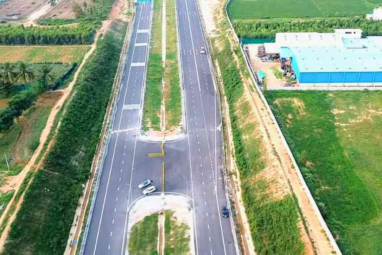 Bengaluru-Chennai Expressway