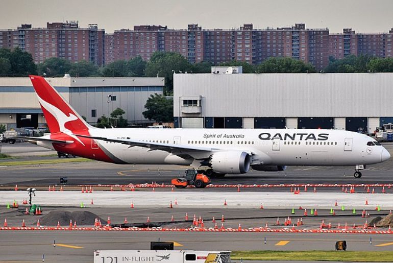 Qantas Flight Engine Failure