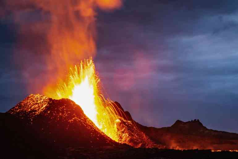 Iceland volcano 