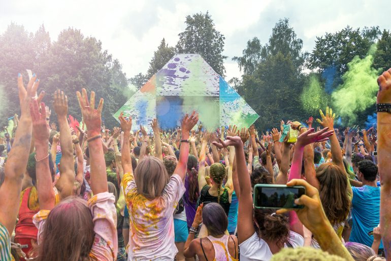 holi festival 2025