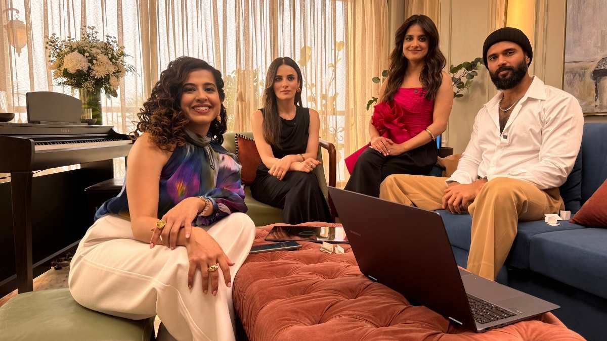 Here’s How Vijay Deverakonda Agreed To Filming Jasleen Royal’s ‘Sahiba’ Music Video